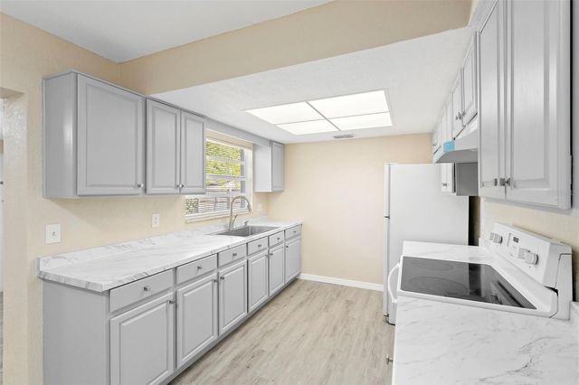 7237 WILLOWWOOD STREET, Orlando, FL 32818