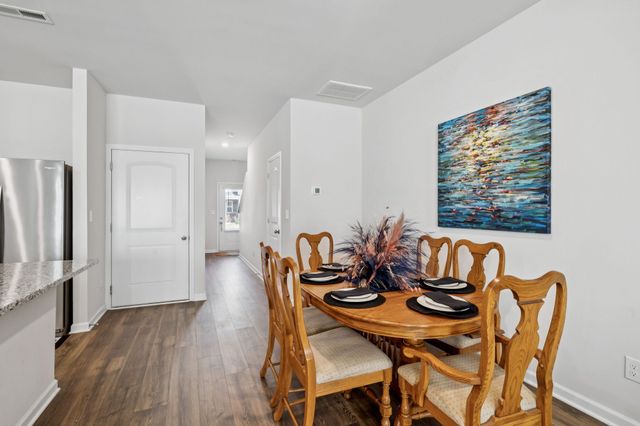 404 Masters Way, Dickson, TN 37055