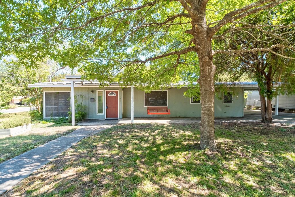 1821 Dexter ST, Austin, TX 78704