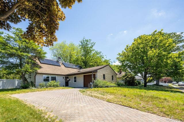 215 Avondale Drive, Centereach, NY 11720