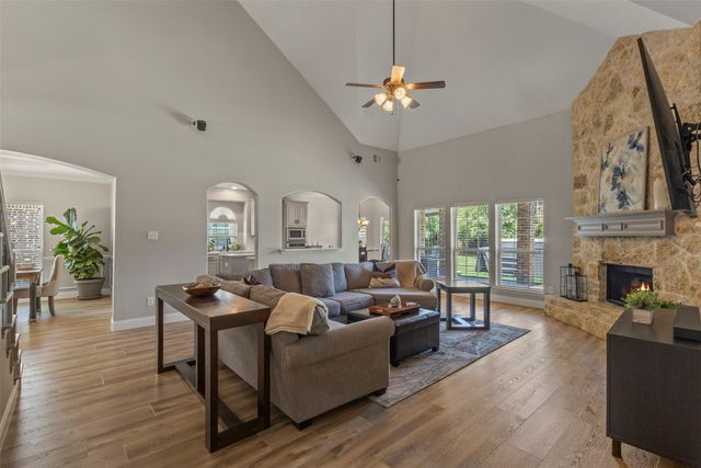 13909 Sparrow Hill Drive, Little Elm, TX 75068