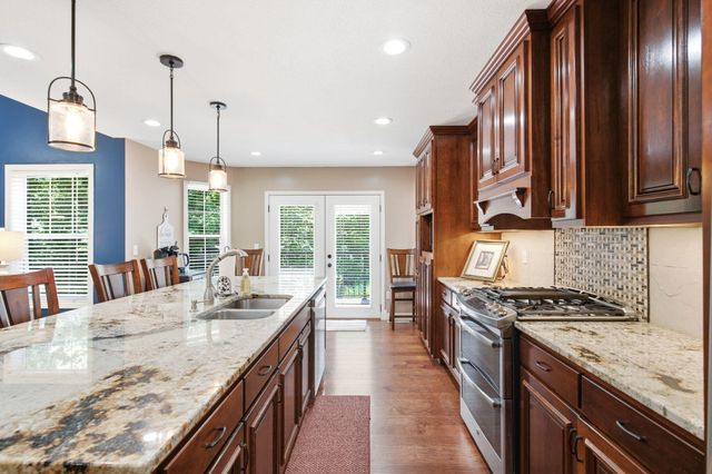 2700 CHAMBRAY RD, Columbia, MO 65203