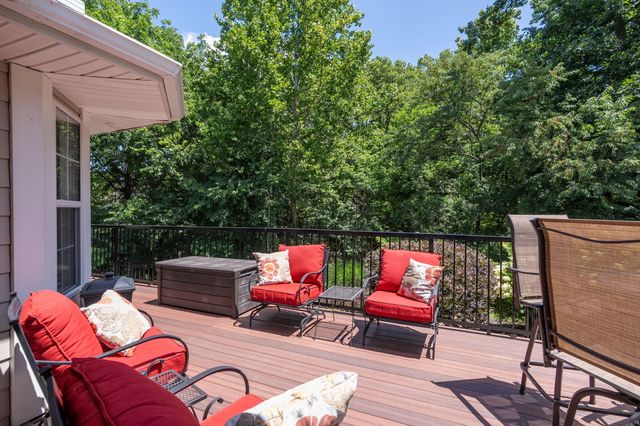 2700 CHAMBRAY RD, Columbia, MO 65203