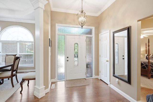 2700 CHAMBRAY RD, Columbia, MO 65203