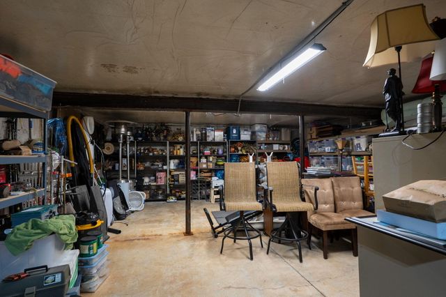 2700 CHAMBRAY RD, Columbia, MO 65203