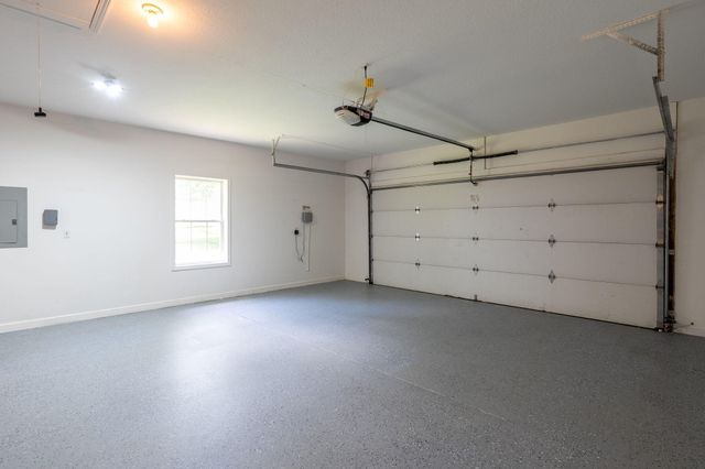 2700 CHAMBRAY RD, Columbia, MO 65203