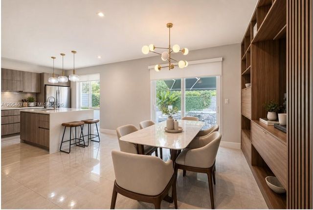 10384 NW 67th Terrace, Doral, FL 33178