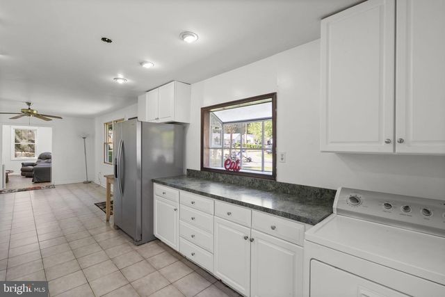 5523 HALWIS ST, Alexandria, VA 22303