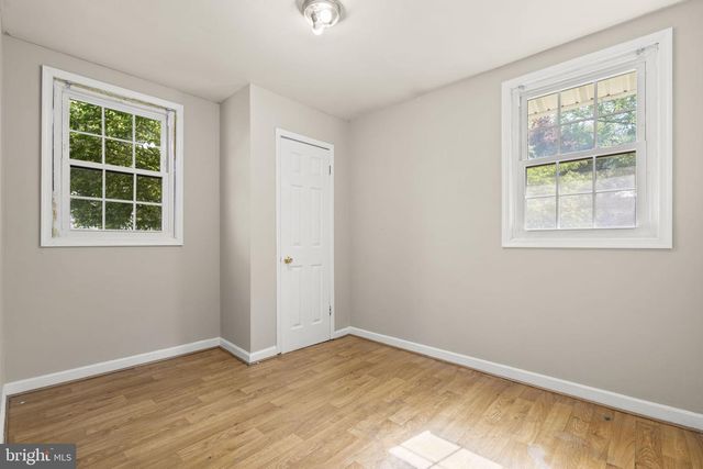 5523 HALWIS ST, Alexandria, VA 22303