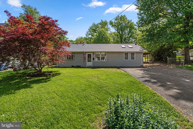 5523 HALWIS ST, Alexandria, VA 22303