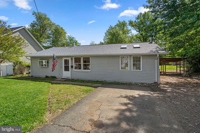 5523 HALWIS ST, Alexandria, VA 22303