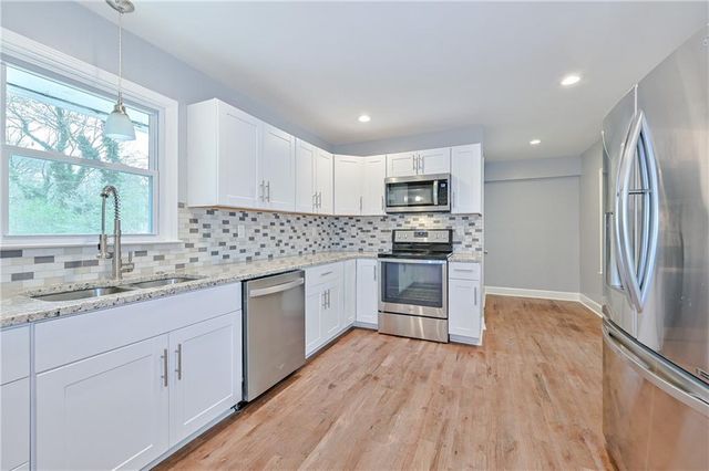 1421 Thunderwood Court SW, Mableton, GA 30126