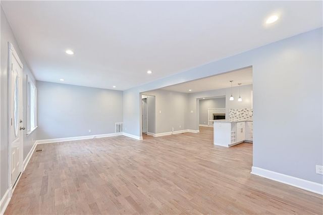 1421 Thunderwood Court SW, Mableton, GA 30126