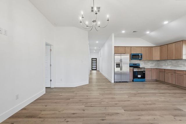 13134 Lake Conroe Bay Road, Willis, TX 77318