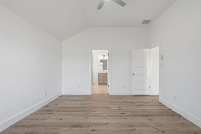 13134 Lake Conroe Bay Road, Willis, TX 77318