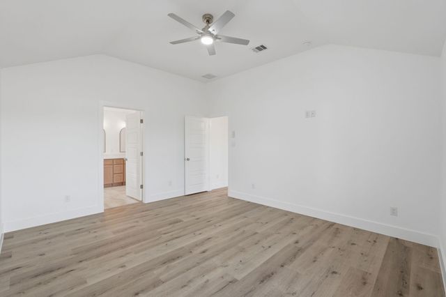 13134 Lake Conroe Bay Road, Willis, TX 77318