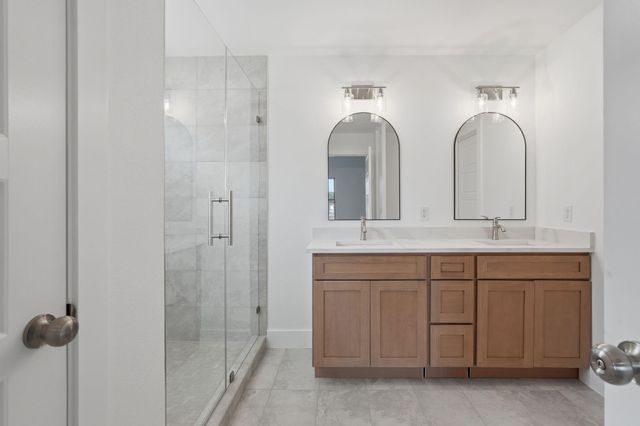 13134 Lake Conroe Bay Road, Willis, TX 77318