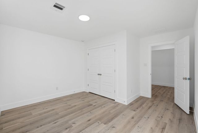 13134 Lake Conroe Bay Road, Willis, TX 77318