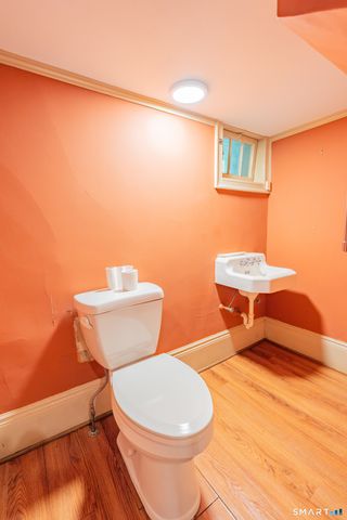 95 Beecher Road, Woodbridge, CT 06525