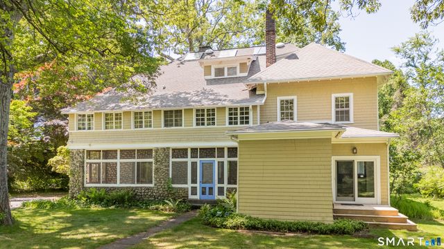 95 Beecher Road, Woodbridge, CT 06525