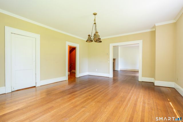 95 Beecher Road, Woodbridge, CT 06525