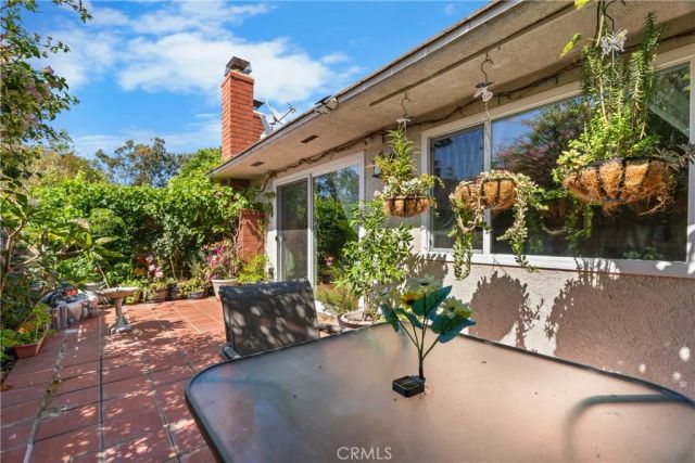 6 Eucalyptus, Irvine, CA 92612