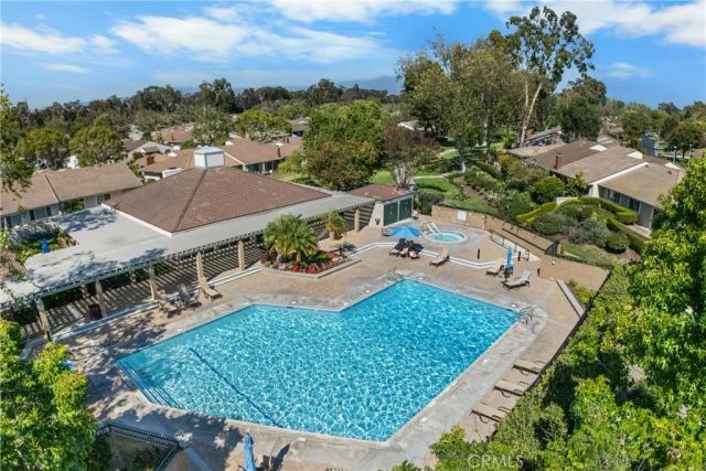 6 Eucalyptus, Irvine, CA 92612