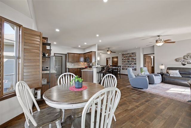 1659 Clifford Ln, Iowa City, IA 52240