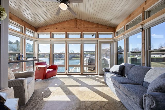 1659 Clifford Ln, Iowa City, IA 52240