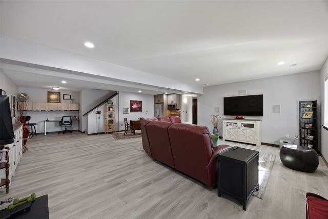 1659 Clifford Ln, Iowa City, IA 52240