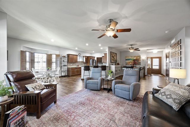 1659 Clifford Ln, Iowa City, IA 52240