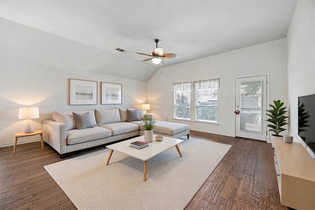 1408 Lauren Lane, Granbury, TX 76048