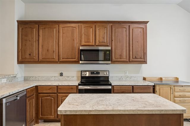 1408 Lauren Lane, Granbury, TX 76048