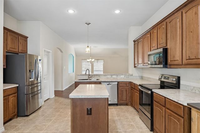1408 Lauren Lane, Granbury, TX 76048