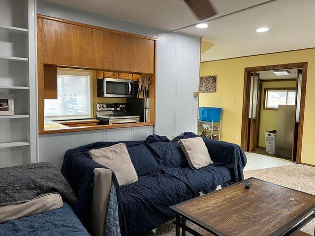 522 Van Ness Avenue, Klamath Falls, OR 97601