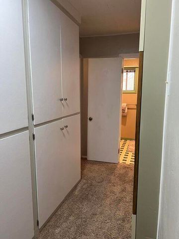 522 Van Ness Avenue, Klamath Falls, OR 97601