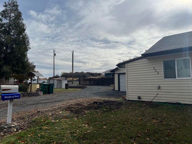 522 Van Ness Avenue, Klamath Falls, OR 97601