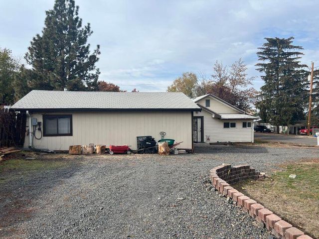 522 Van Ness Avenue, Klamath Falls, OR 97601