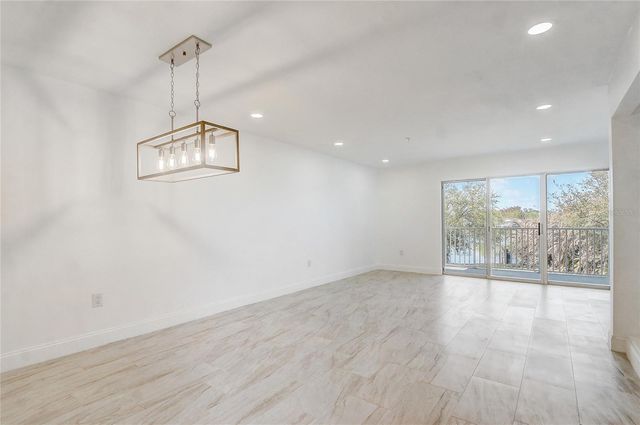 13941 FAIRWAY ISLAND DRIVE 723, Orlando, FL 32837