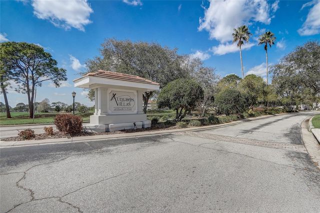 13941 FAIRWAY ISLAND DRIVE 723, Orlando, FL 32837