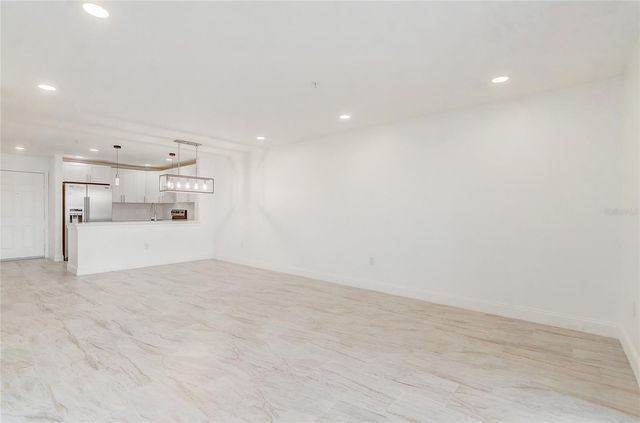 13941 FAIRWAY ISLAND DRIVE 723, Orlando, FL 32837