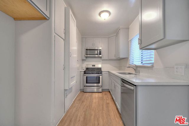 7013 Ramsgate Place, Los Angeles, CA 90045