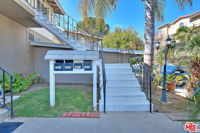 7013 Ramsgate Place, Los Angeles, CA 90045