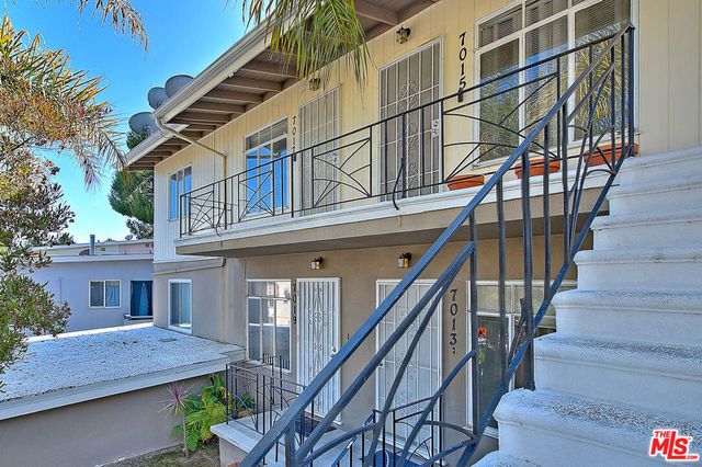 7013 Ramsgate Place, Los Angeles, CA 90045