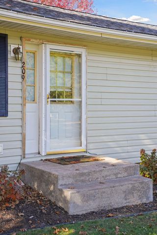 209 1st Street, Somerset, WI 54025