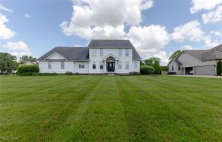 5420 Cloisters Drive, Canfield, OH 44406