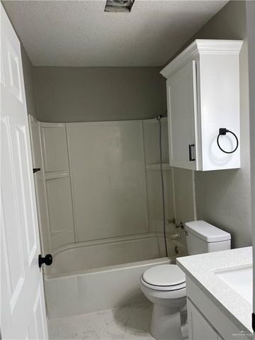 1006 El Recreo Circle, Edinburg, TX 78539