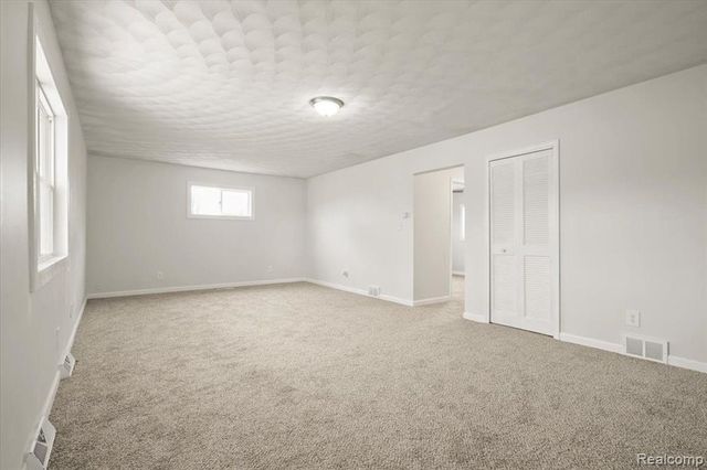 372 S Eifert Road, Mason, MI 48854