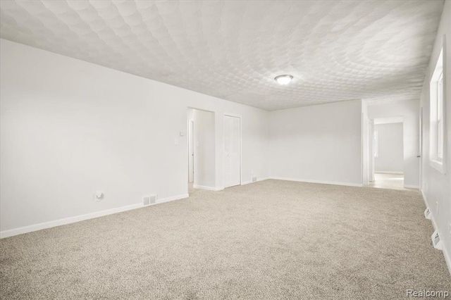 372 S Eifert Road, Mason, MI 48854