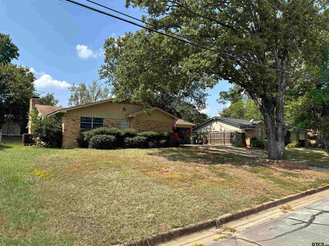 2613 Chelsea Dr, Tyler, TX 75701